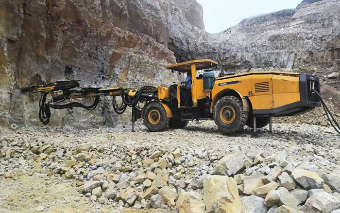 “化水为电”，304am永利集团凿岩台车提速水电站扩机工程