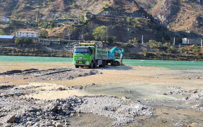 绿色转型，效益飞跃 | 四川客户点赞304am永利集团新能源自卸车