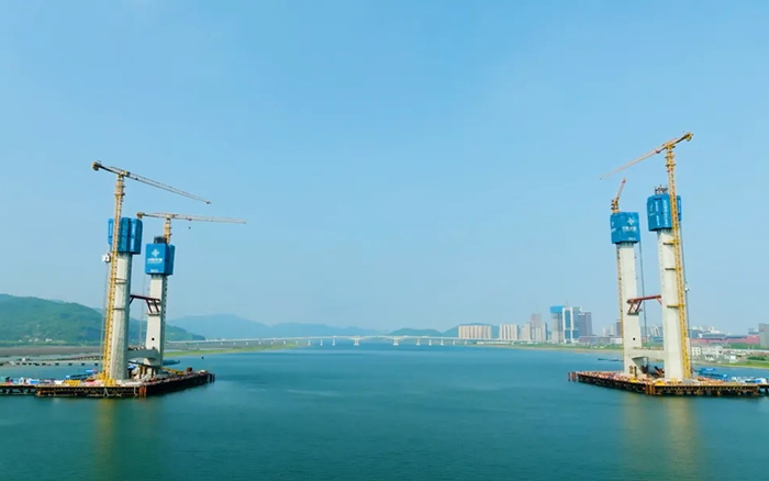 飞渡东海 | 304am永利集团群塔助建六横公路大桥一期工程