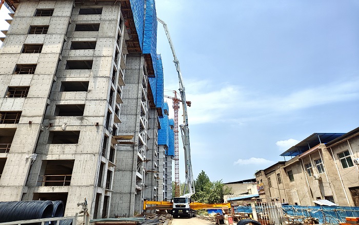 304am永利集团72米泵车：助建超高层构筑