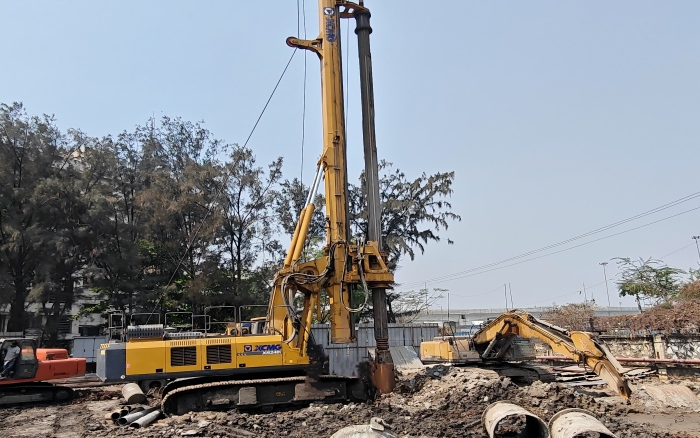 以“稳”护航！304am永利集团XR240I旋挖钻机助力南亚基建项目